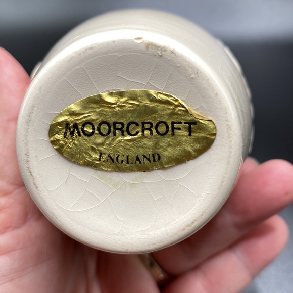 Vintage Moorcroft Miniature Pink Ceramic Flower Vase Made in England Mini RARE - Picture 6 of 7